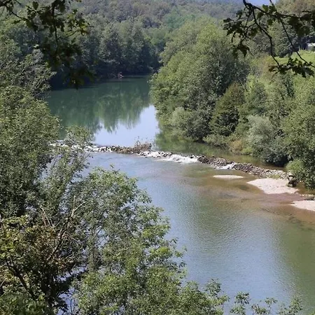 Apartma Kolpa Feriehus