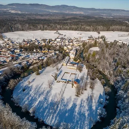 Feriehus Apartma Kolpa *