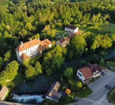 Apartma Kolpa * Gradac