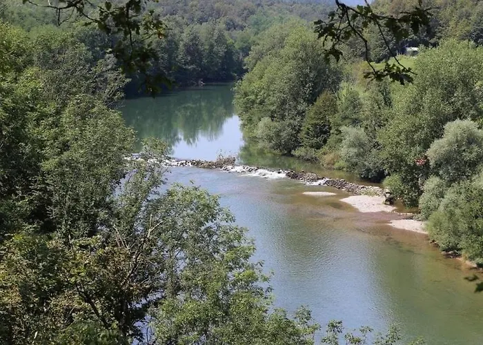 Apartma Kolpa 펜션