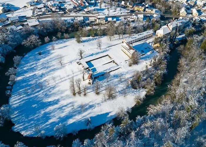 펜션 Apartma Kolpa