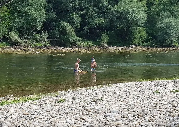 Apartma Kolpa 펜션 Gradac